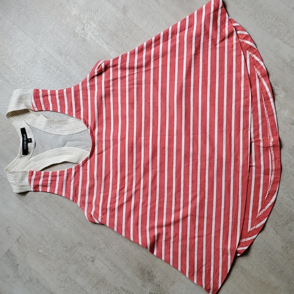 3/$10 Ocean Drive Striped Racer back Tank top size M